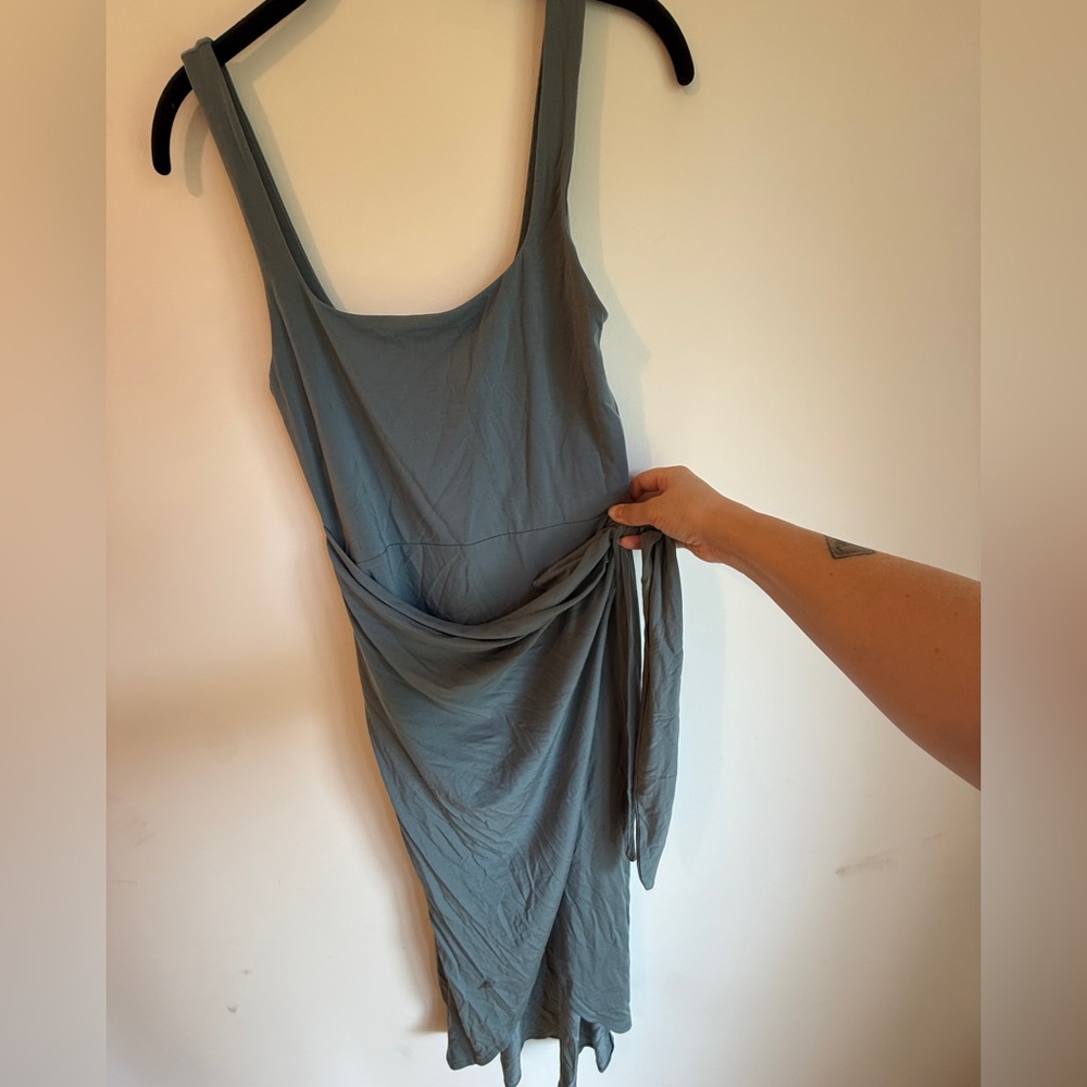 Aritzia Wilfred Saturn Midi Wrap Dress - Shadow Blue, Size M